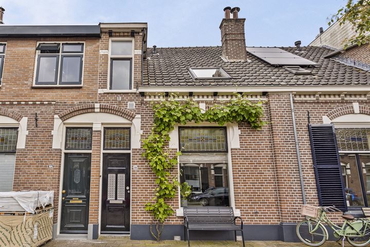 Bekijk foto 1 van Verenigingstraat 29