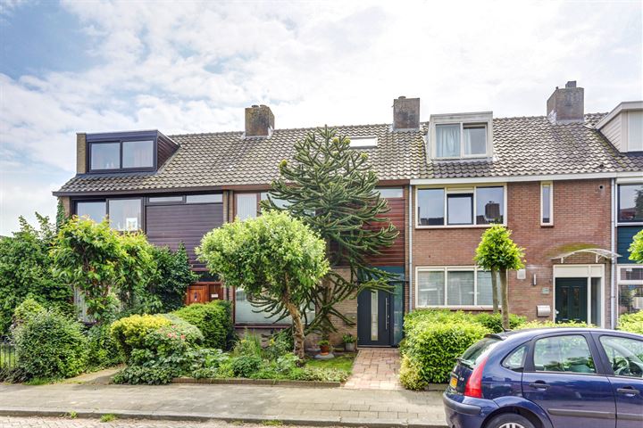 View photo 35 of van Elkstraat 3