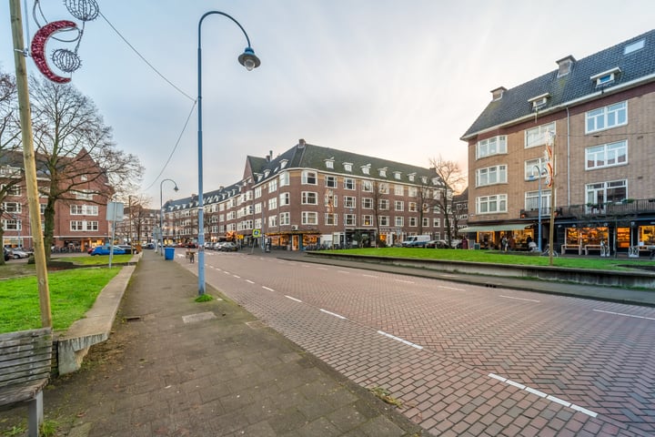 Bekijk foto 39 van Amstelkade 94