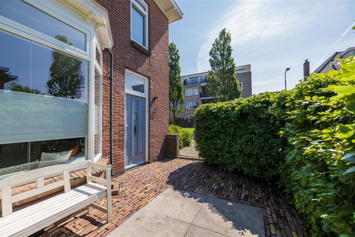 Bekijk foto 9 van Van Meerbeekstraat 35