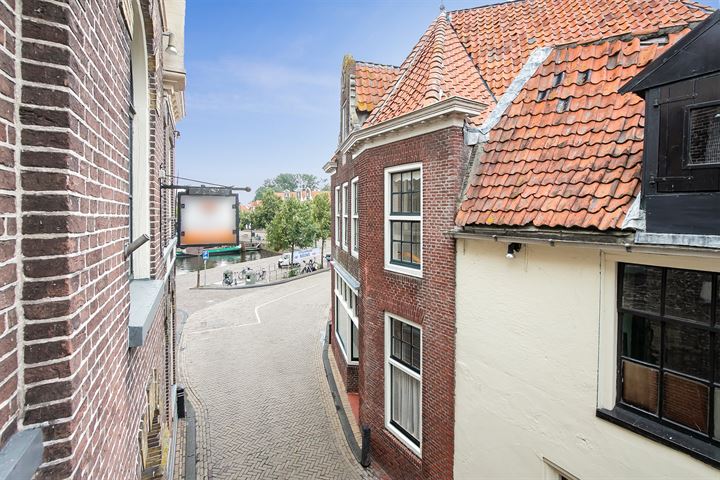 Bekijk foto 4 van Brouwerstraat 1