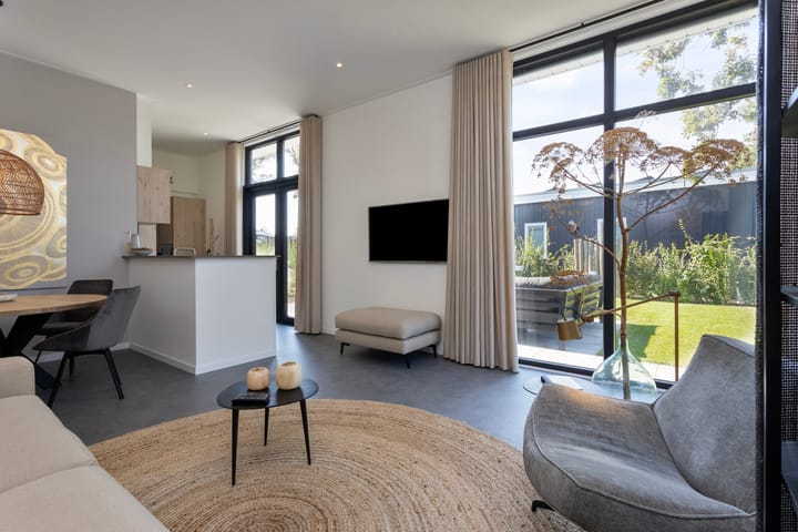 Photo 11 of Maireweg 16-0054