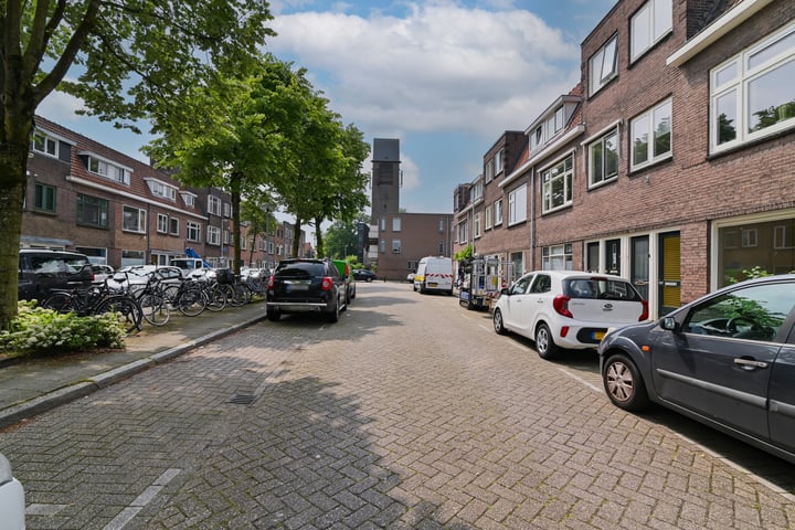 View photo 23 of Cornelis Mertenssstraat 10