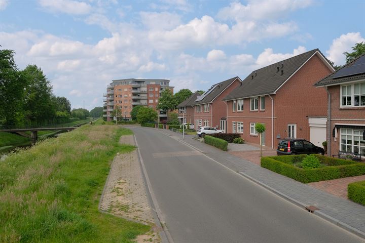 Bekijk foto 27 van Nieuwe Planthofsweg 10