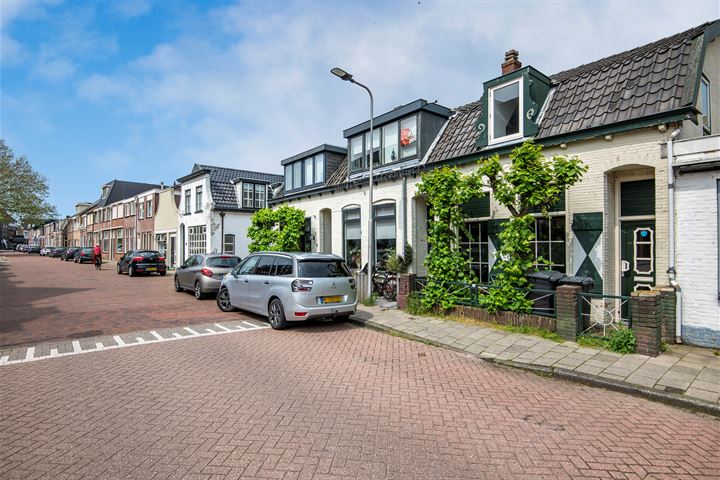 Bekijk foto 21 van Meerstraat 83