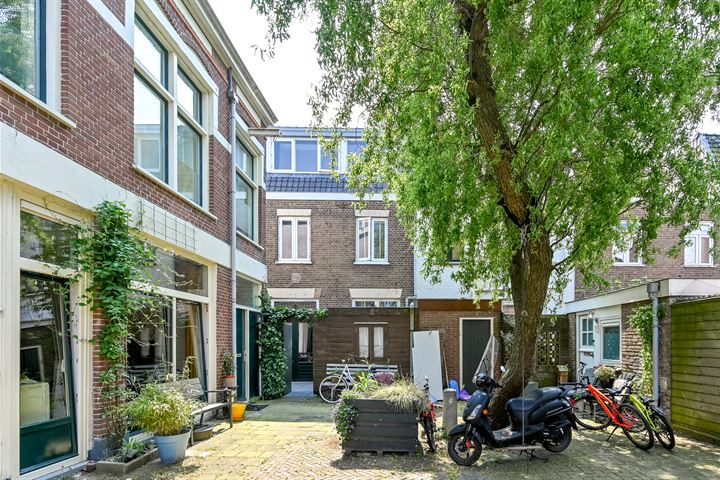 View photo 29 of Schoterstraat 13