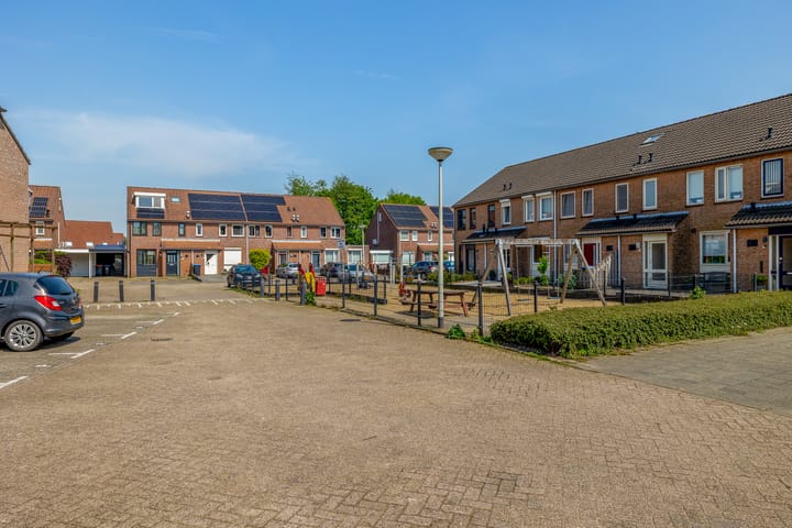 Photo 81 of Kerkstraat 31