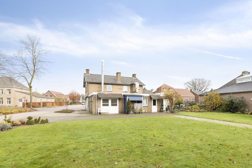 Photo 23 of Hoofdstraat 76