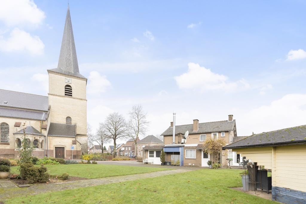 Photo 24 of Hoofdstraat 76