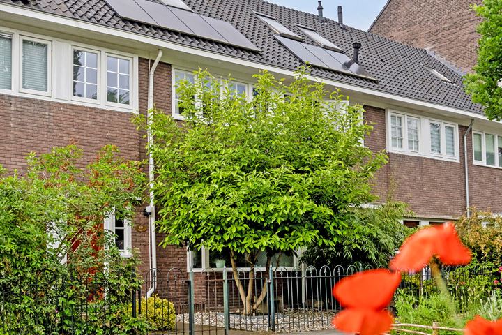 View photo 4 of C.A. Thiemestraat 60