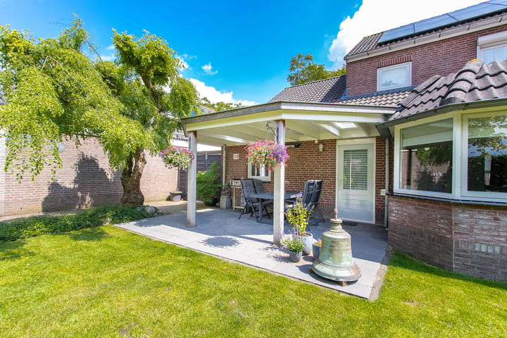 Foto 49 van Geelrijs 13