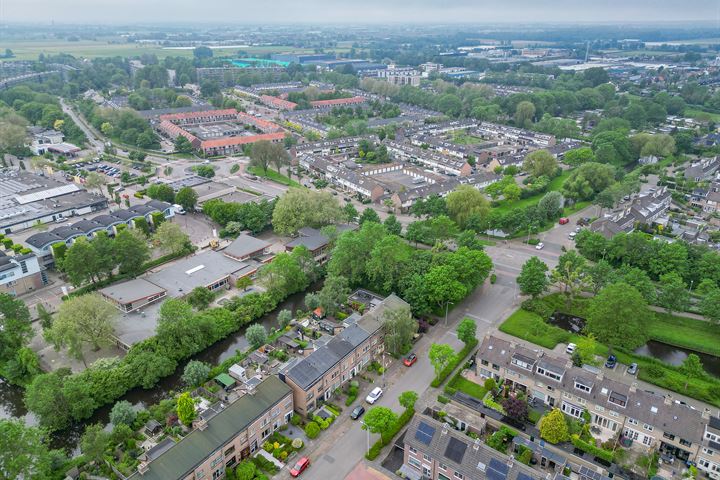 Bekijk foto 44 van Brahmsstraat 2