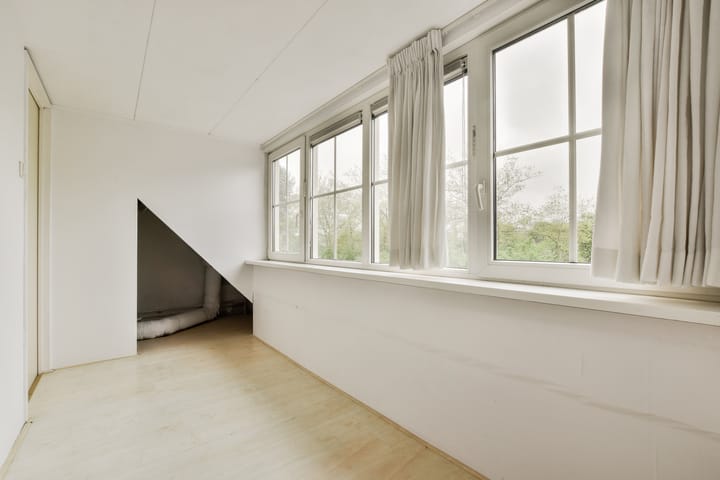 Photo 18 of Steve Bikostraat 15