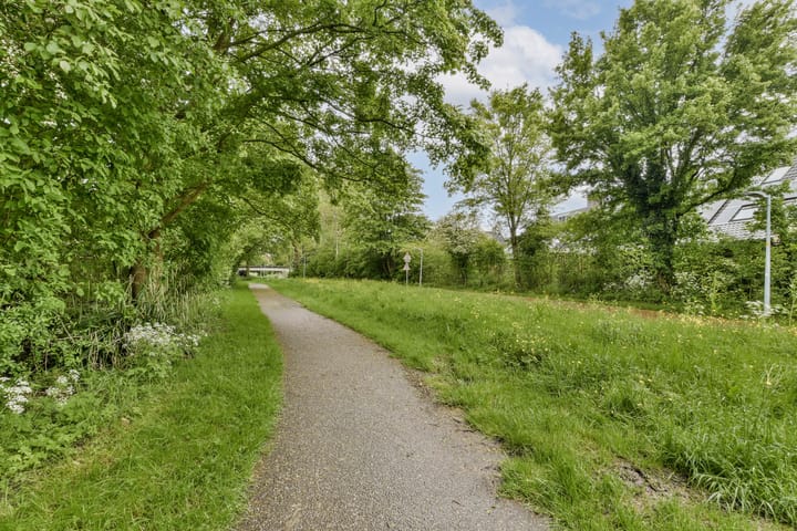 Photo 20 of Steve Bikostraat 15