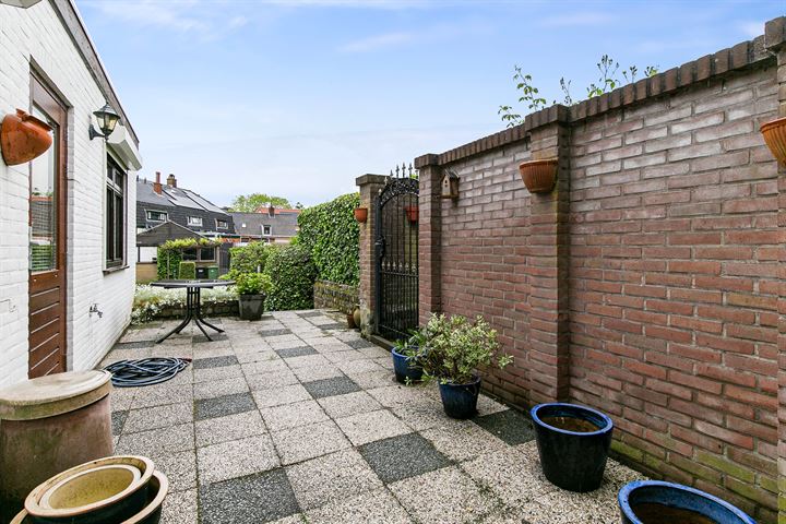 View photo 29 of Axelsestraat 130