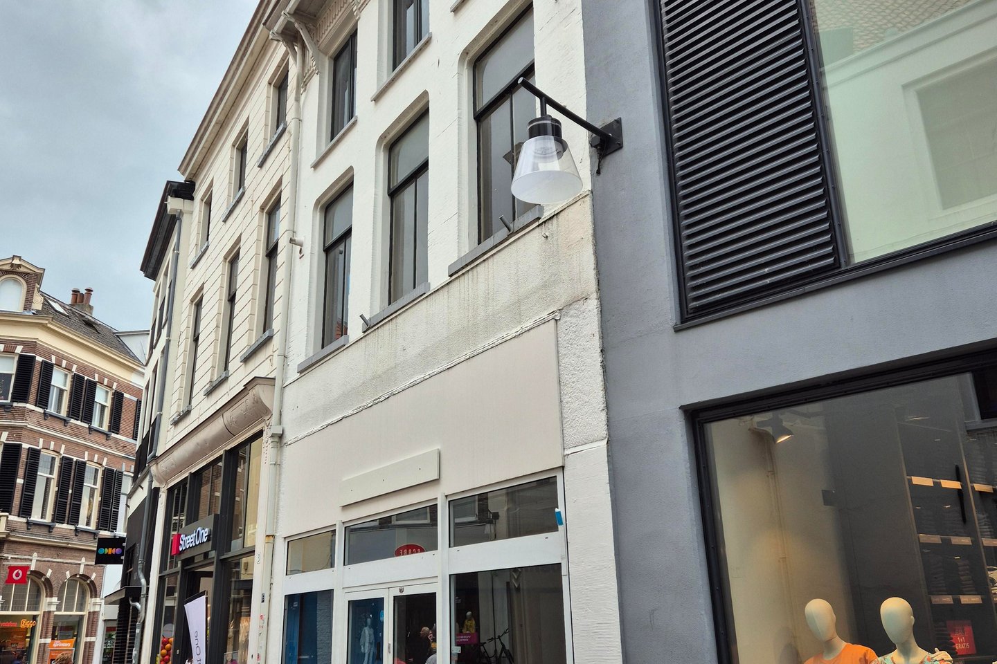 Bekijk foto 3 van Beukerstraat 5