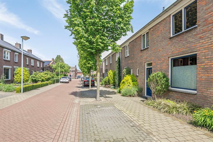 Bekijk foto 42 van Wervelstraat 7