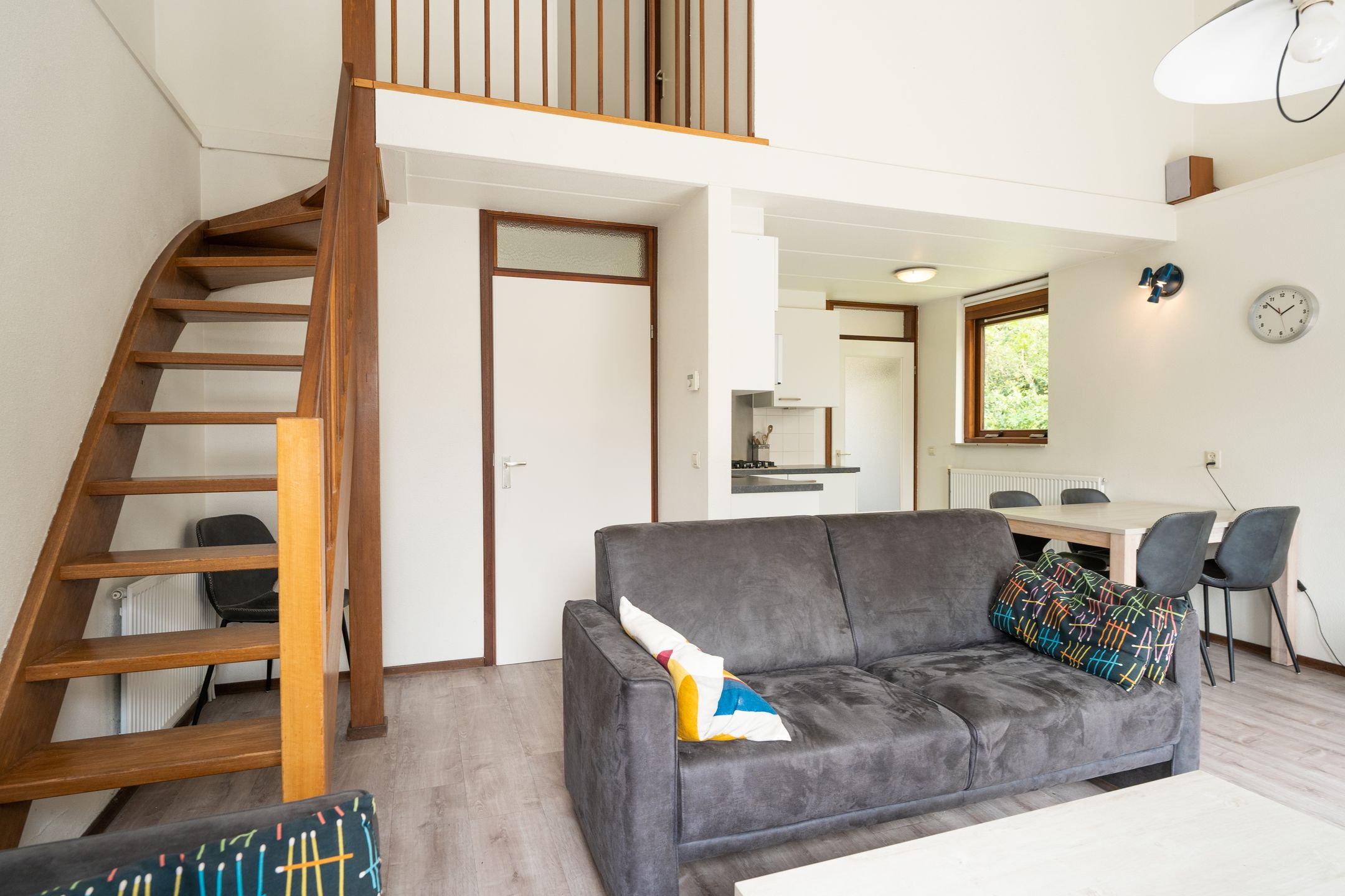 Foto 12 van Grensweg 212