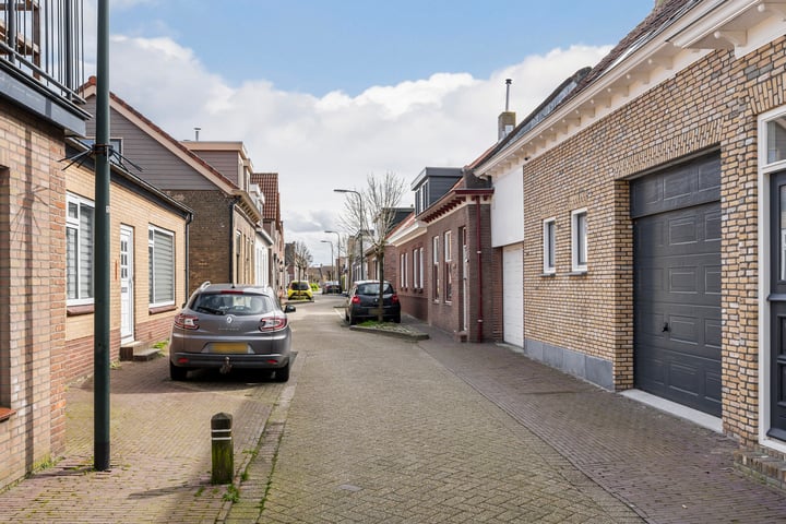 Bekijk foto 6 van Nieuwstraat 8