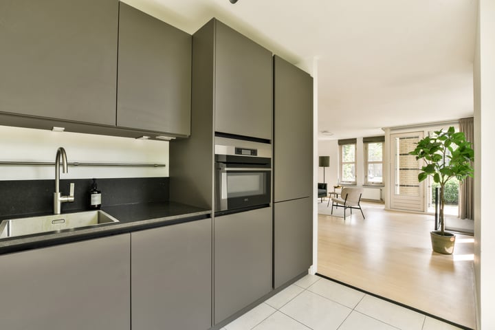 View photo 15 of Wilhelmina Blombergplein 35