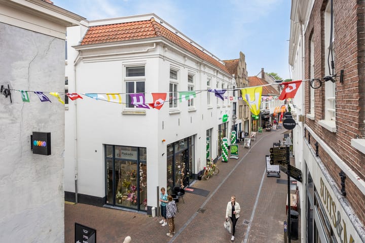 Foto 44 van Academiestraat 4