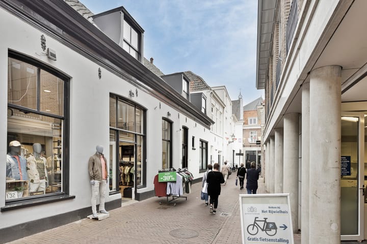 Foto 45 van Academiestraat 4