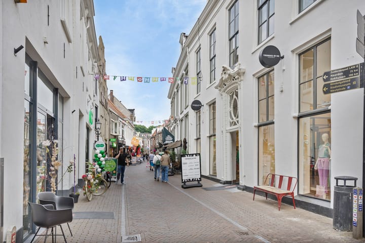 Foto 47 van Academiestraat 4