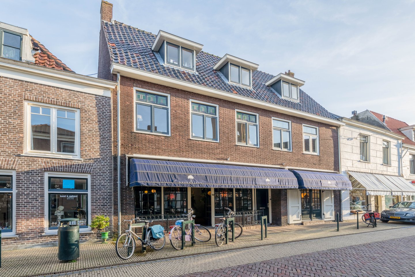 Bekijk foto 1 van Marktstraat 48