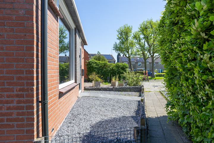 View photo 40 of Beckeringhstraat 7