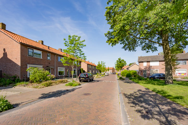 Bekijk foto 30 van Van Noortstraat 32