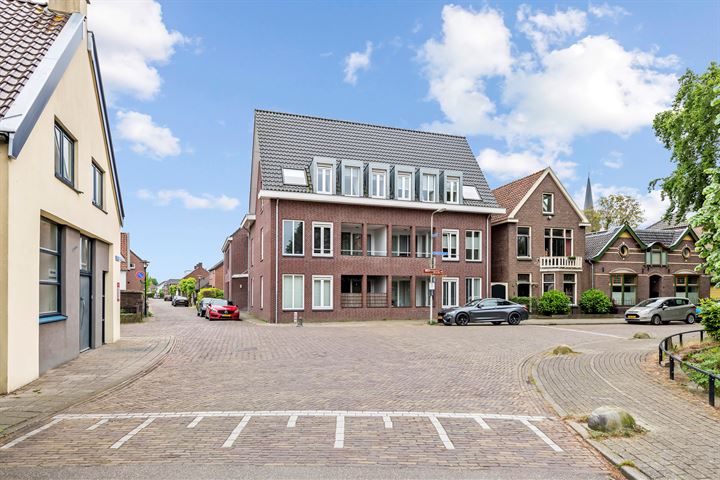 Bekijk foto 32 van Hooistraat 1-K