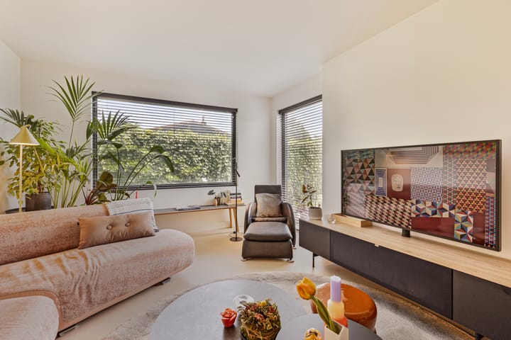 Foto 10 van Moerbeilaan 5