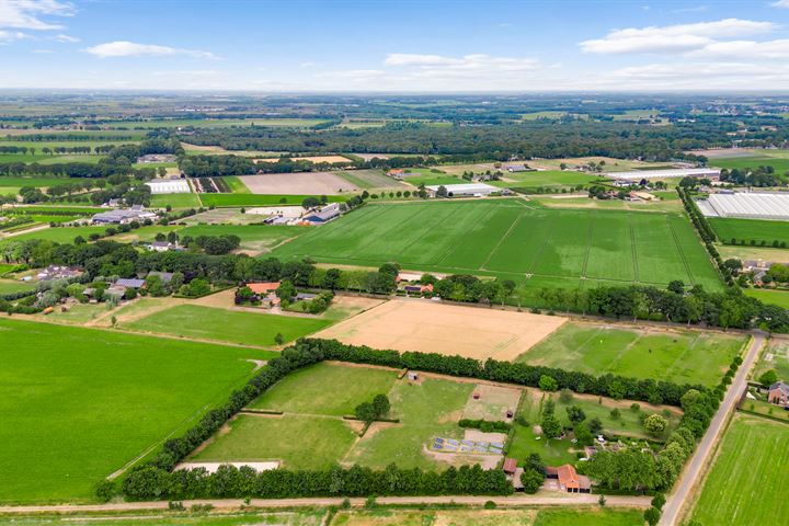 Bekijk foto 50 van Donkerpeelkensweg 22