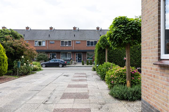 Bekijk foto 6 van Graaf Willemstraat 226