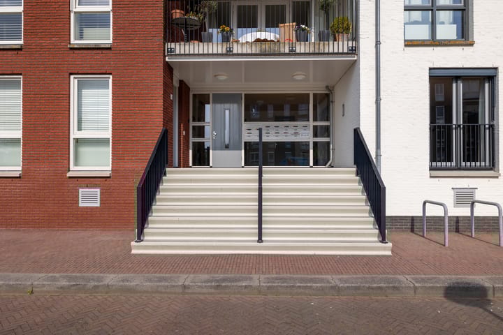 Photo 5 of IJsbaankade 71