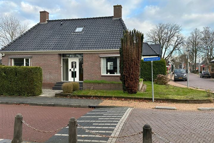 View photo 2 of Hoofdweg 128