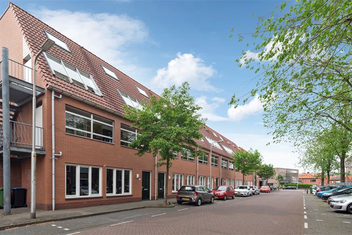 Bekijk foto 3 van Vechtstraat 2-A