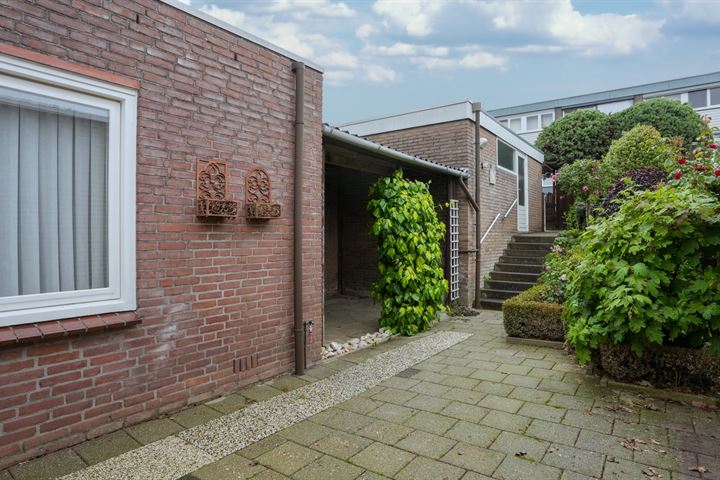 Bekijk foto 14 van Pastoor Steinbuschstraat 7