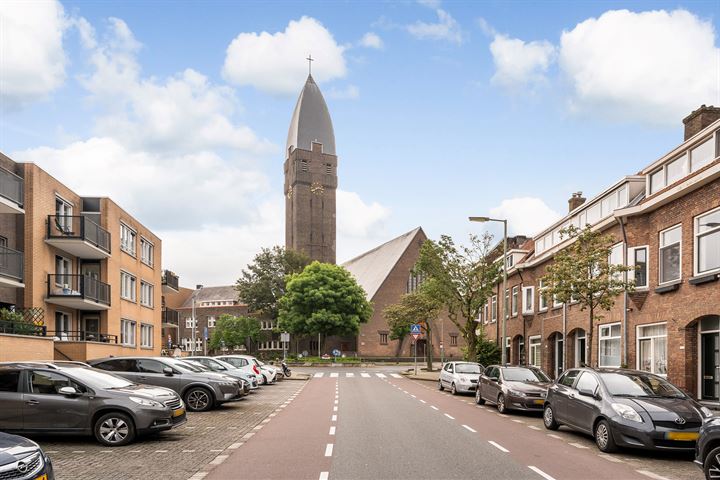 View photo 32 of Nieuwe Maasstraat 130