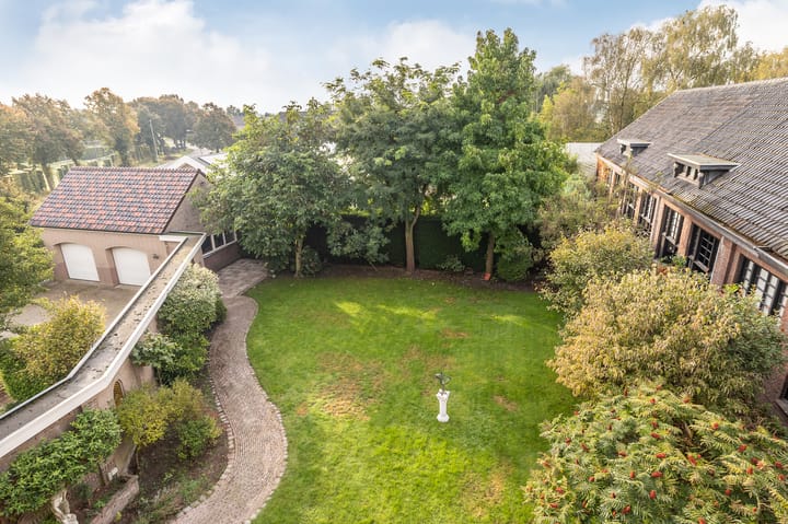 Foto 38 van Liesstraat 2