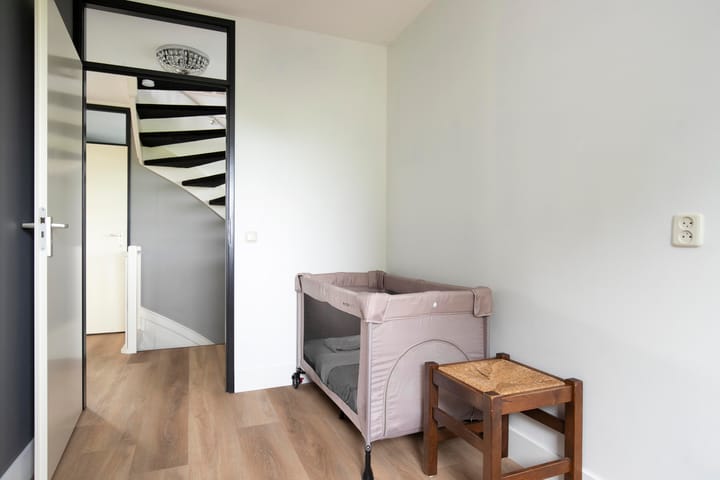 Photo 39 of Roebol 69