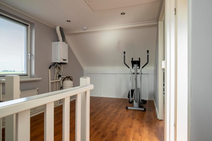 Photo 44 of Roebol 69