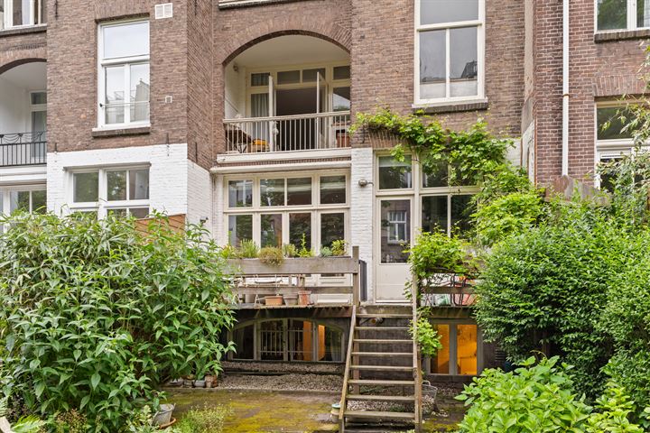 View photo 34 of Johannes Verhulststraat 123-H