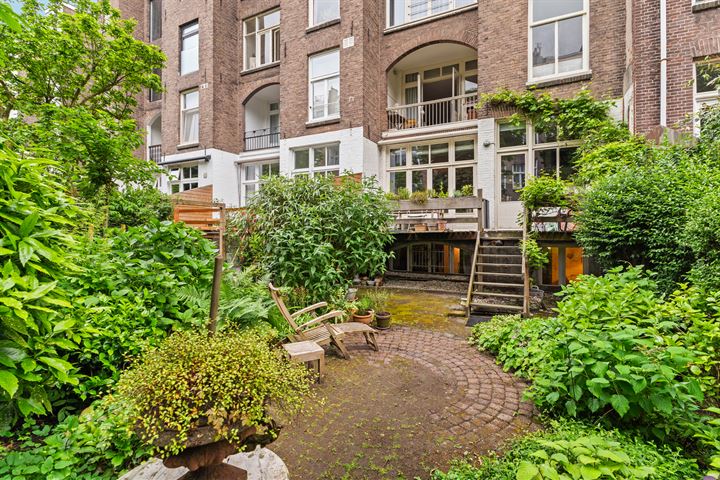 View photo 37 of Johannes Verhulststraat 123-H