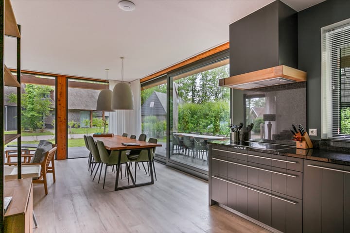 Photo 3 of Valtherweg 36-423