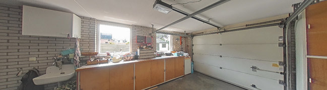 View 360° photo of Garage of Bach 3