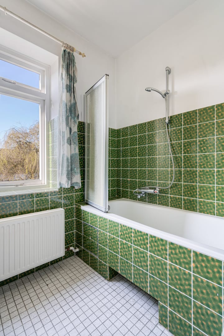 Photo 31 of Wilhelminastraat 20