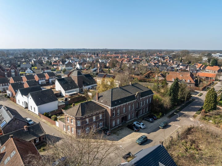 Photo 32 of Wilhelminastraat 20