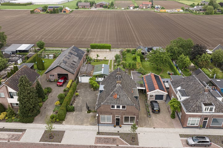 View photo 39 of Weg naar Voorst 96