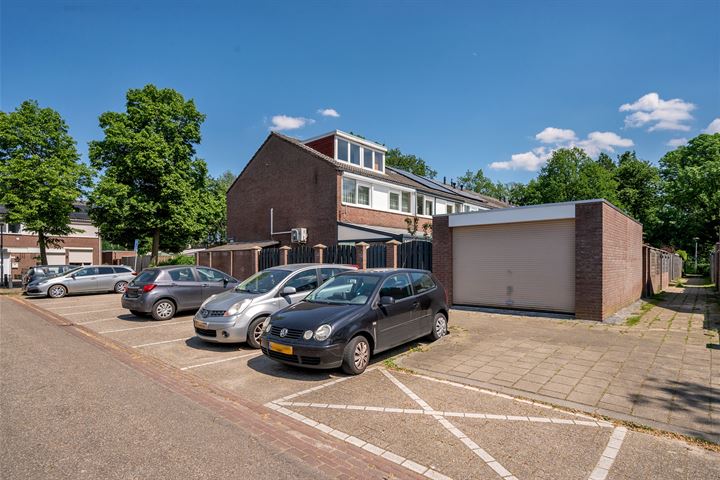 Bekijk foto 45 van Racinestraat 47